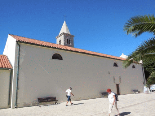 Foto Nin St-Anselm-Kirche: Seitenansicht