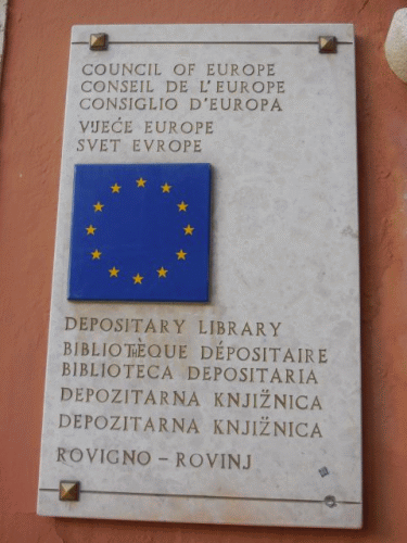 Foto Rovinj: Blick zum Meer