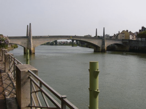 Foto Chalon-sur-Sane: Sane-Brcke