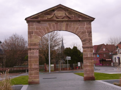 Foto Erstein: Obertor aus der Nhe