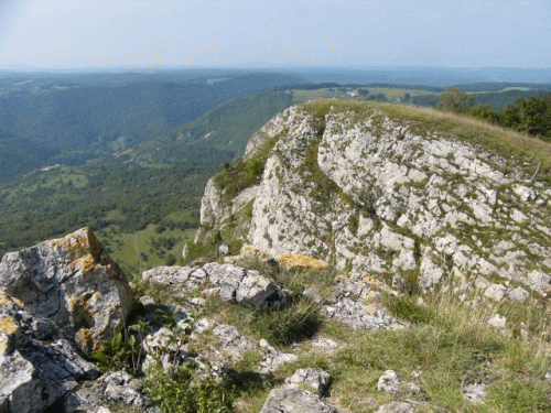 Foto Mouthier-Haute-Pierre: Rocher de Haute-Pierre