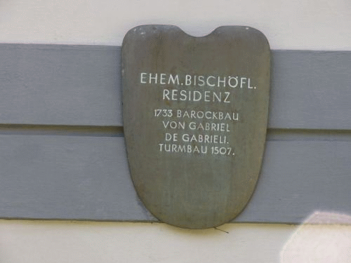 Foto Augsburg: Inschrift 2 am Bischofspalast