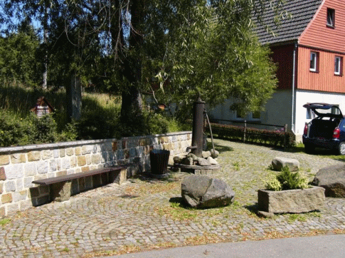 Photo Cunewalde place des Voisins : vue d'ensemble