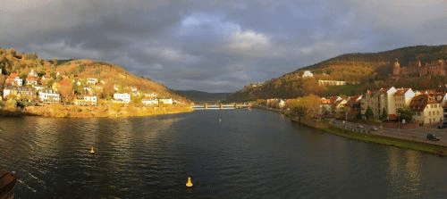 Photo Heidelberg : Vue du vieux pont vers la valle du Neckar