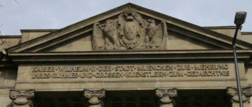 Photo Munich : Tympan et frise de la Galerie Schack