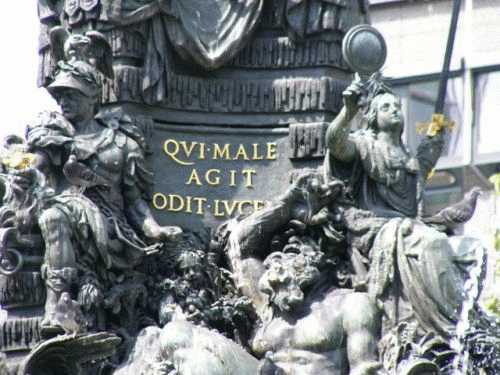 Foto Mannheim: Qui male agit lucem odit