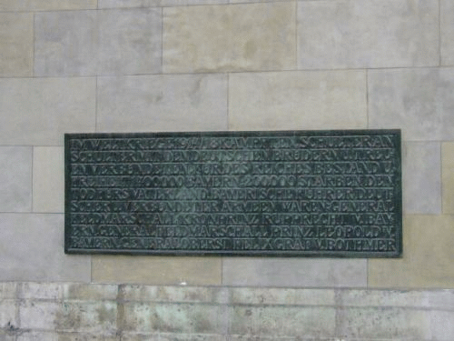 Foto Feldherrnhalle Monaco di Baviera, iscrizione murale a sinistra