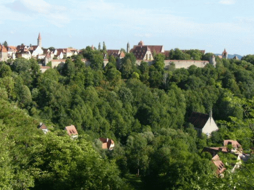 Vue depuis l'éperon rocheux