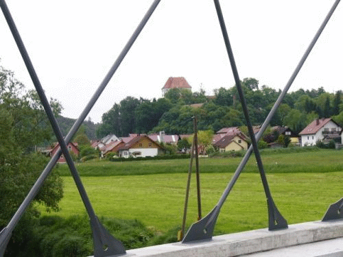 Foto Regen-Brcke Nittenau-Stefling: Blick durch die Brckenaufhngung