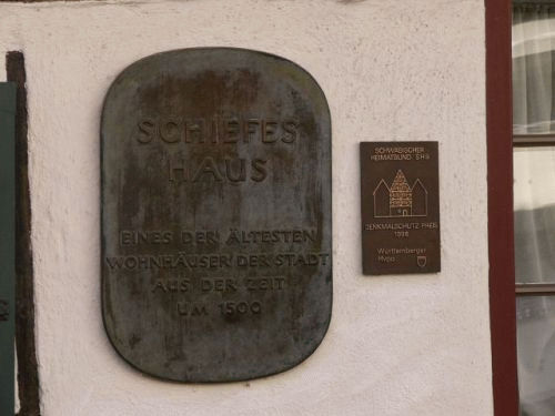 Photo leaning house Ulm: First and second inscription