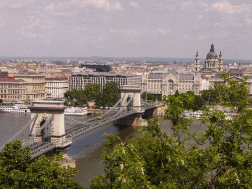 Foto Budapest: Gesamtansicht der Kettenbrcke