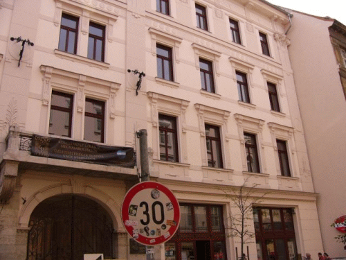 Foto Budapest: Renoviertes Gebude der Gozsdu-Hfe