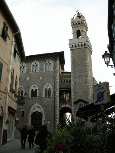 Foto Piombino: Rathaus