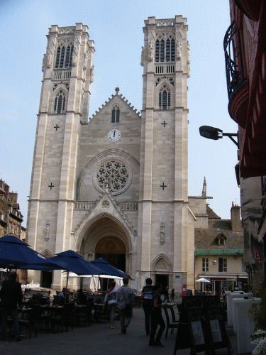 Foto chalon_cathedral05_h.gif