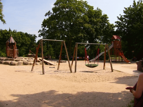 Foto: Spielplatz am Friedhofsweg