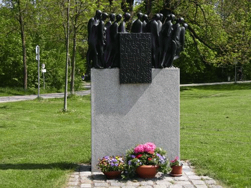 Photo Munich Blutenburg castle: Dachau concentration camp prisoners' memorial