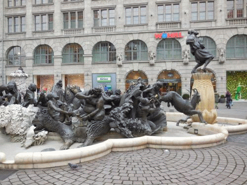 Foto Nrnberg Ehebrunnen: n_marriage_DSCN2603