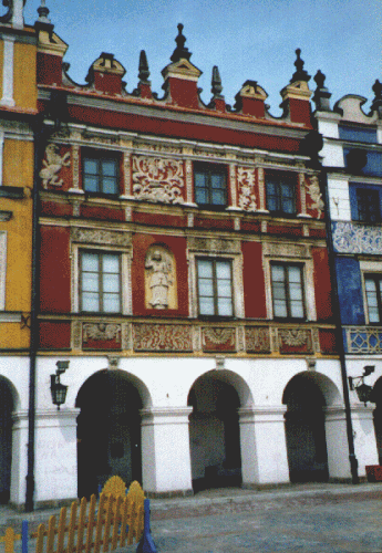 Foto Zamosc: rotbraunes Gebude